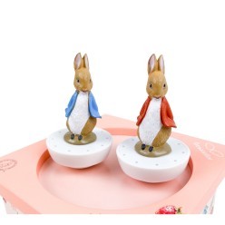 Dancing - Peter Rabbit© - Fraises
