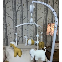 Mobile Musical - Girafes & Eléphants - Curry & Blanc