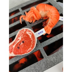 Triple fonctions : peluche , porte-clés et magnet (à accrocher sur votre frigo ou tout support métallique)